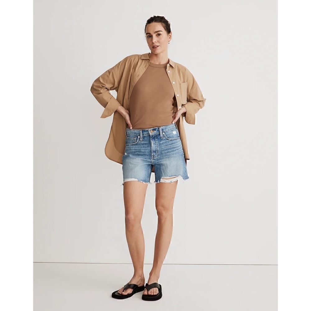 NWT Madewell Relaxed Mid-Length Denim Shorts in Brockport Wash, Size 25